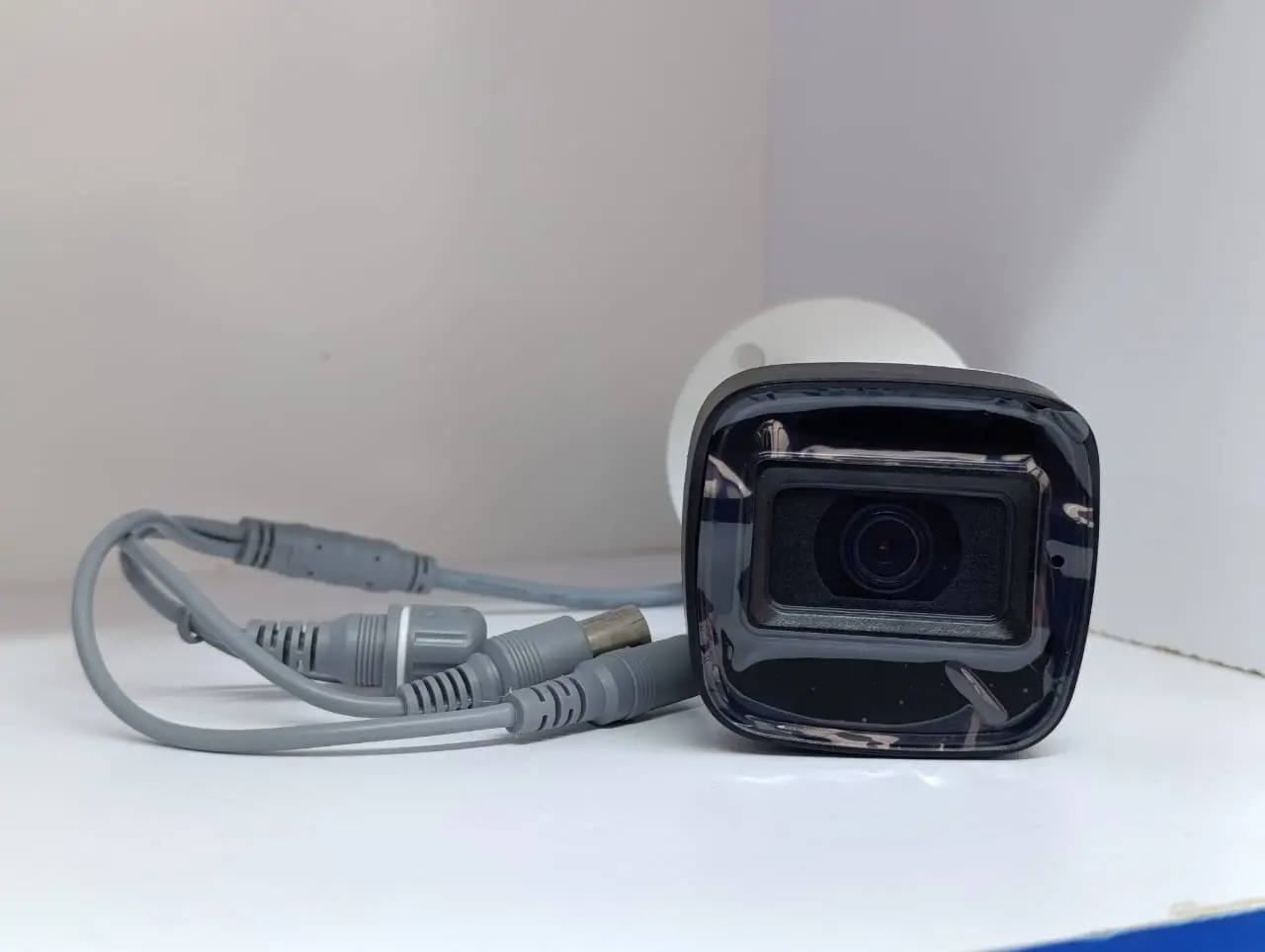 Hikvision Smart Hybrid Light 2MP HD Camera
